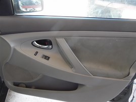 2010 Toyota Camry LE Gray 2.5L AT #Z24717